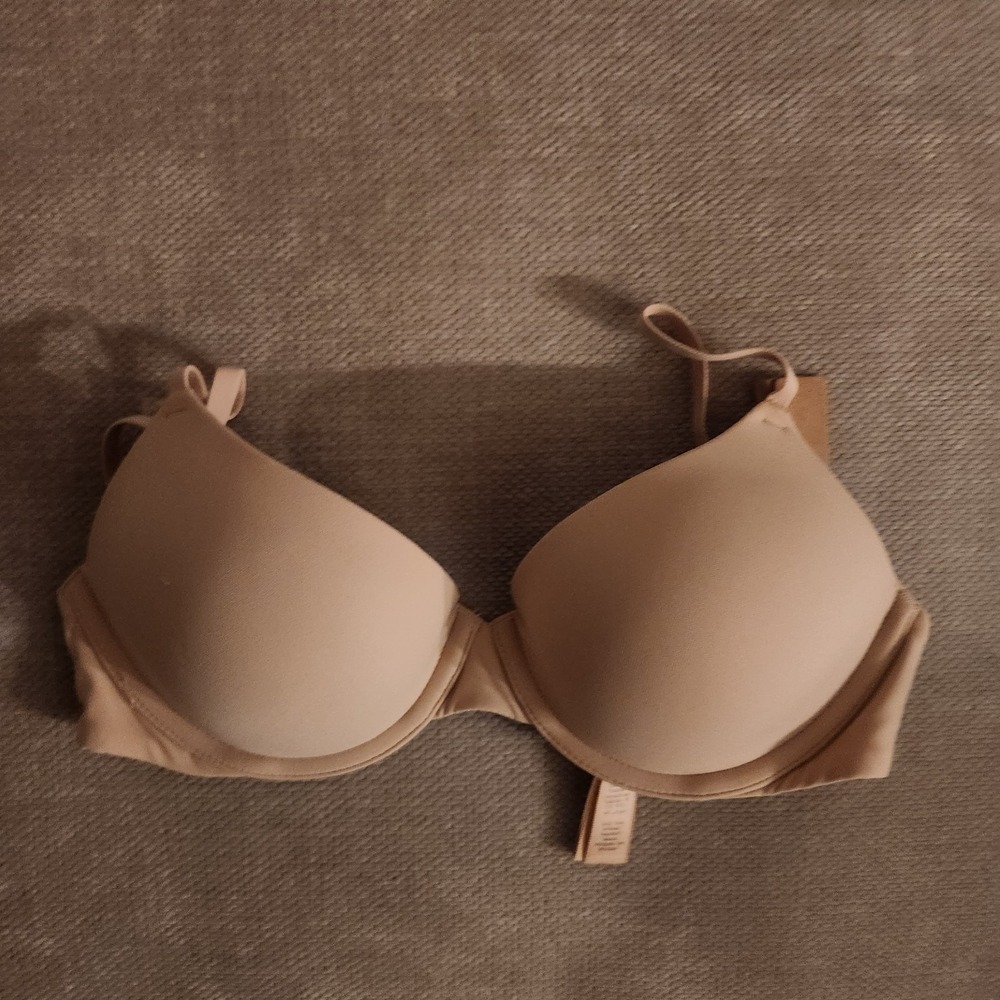 Skims 34A Mica Beige Fits Everybody T Shirt Bra NWT